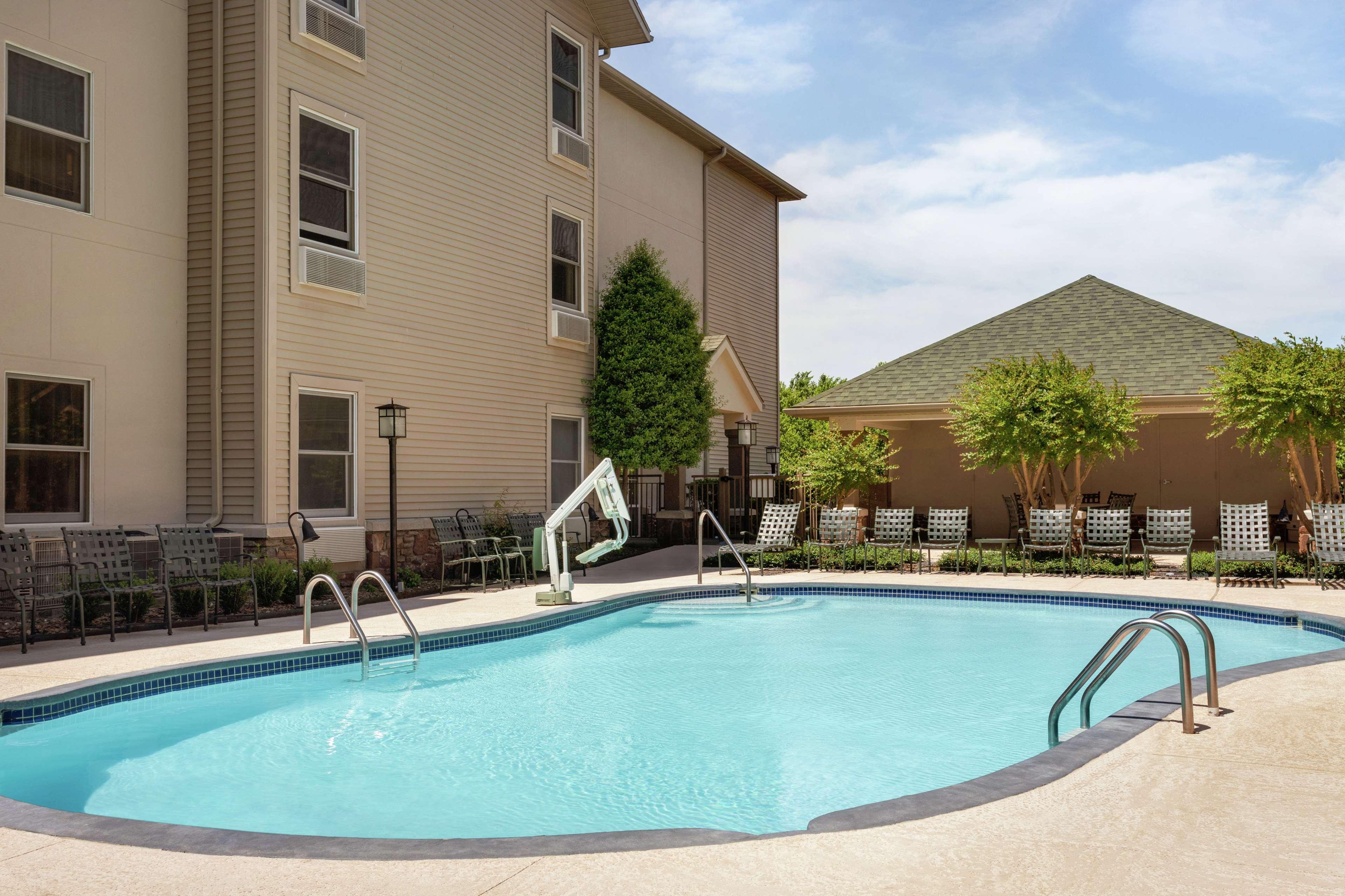 Hampton Inn And Suites Springdale Exterior foto